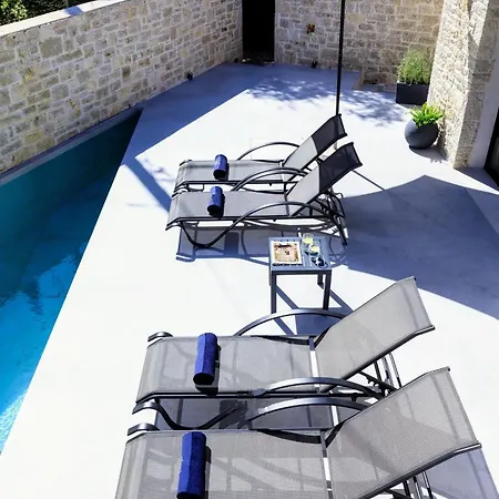 Antonis House *